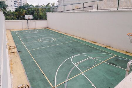 Apartamento à venda com 307m², 3 quartos e 3 vagas Apartamento à venda com 307m², 3 quartos e 3 vagasÁrea comum