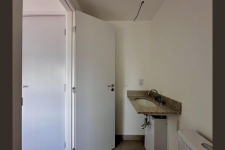 Apartamento à venda com 71m², 2 quartos e 1 vagaBanheiro Suíte 1