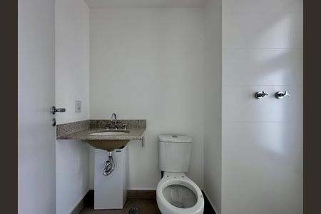 Apartamento à venda com 71m², 2 quartos e 1 vagaBanheiro Suíte 1