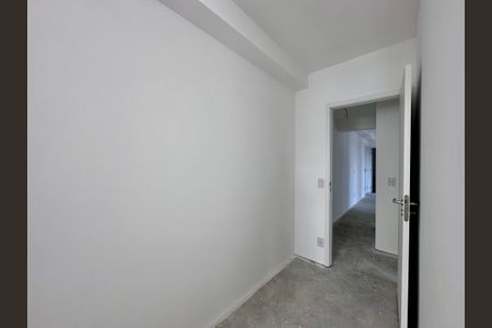 Apartamento à venda com 71m², 2 quartos e 1 vagaCorredor