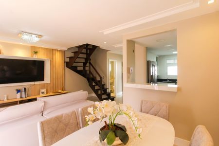 Sala de casa de condomínio para alugar com 3 quartos, 160m² em Centro, Canoas