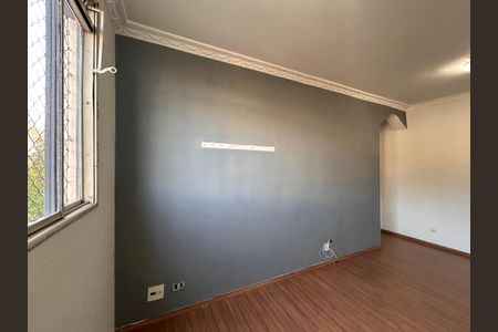 Sala de apartamento para alugar com 2 quartos, 49m² em Jardim Santo Elias, São Paulo