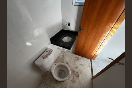 Apartamento à venda com 40m², 2 quartos e sem vagaBanheiro
