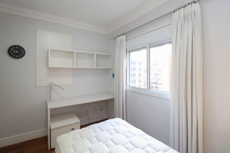 Apartamento à venda com 138m², 4 quartos e 3 vagas Apartamento à venda com 138m², 4 quartos e 3 vagasSuíte 2