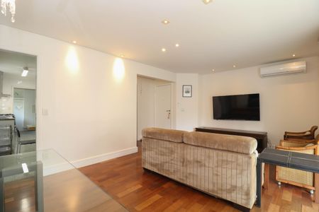 Apartamento à venda com 138m², 4 quartos e 3 vagas Apartamento à venda com 138m², 4 quartos e 3 vagasSala