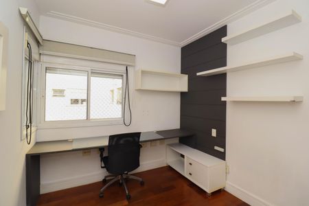 Apartamento à venda com 138m², 4 quartos e 3 vagas Apartamento à venda com 138m², 4 quartos e 3 vagasSuíte 3