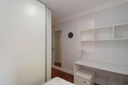 Apartamento à venda com 138m², 4 quartos e 3 vagas Apartamento à venda com 138m², 4 quartos e 3 vagasSuíte 2