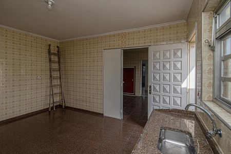 Casa para alugar com 170m², 4 quartos e 4 vagas Casa para alugar com 170m², 4 quartos e 4 vagasCozinha