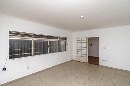 Casa para alugar com 170m², 4 quartos e 4 vagas Casa para alugar com 170m², 4 quartos e 4 vagasSala