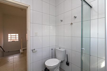 Casa para alugar com 170m², 4 quartos e 4 vagas Casa para alugar com 170m², 4 quartos e 4 vagasBanheiro Social