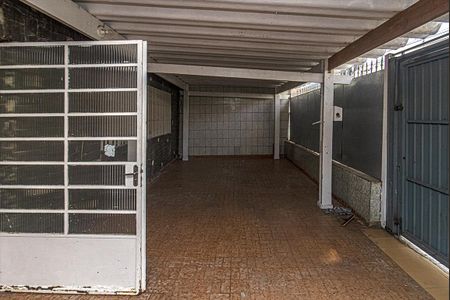 Casa para alugar com 170m², 4 quartos e 4 vagas Casa para alugar com 170m², 4 quartos e 4 vagasGaragem 2