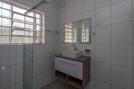 Casa para alugar com 170m², 4 quartos e 4 vagas Casa para alugar com 170m², 4 quartos e 4 vagasBanheiro Social