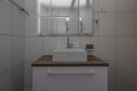 Casa para alugar com 170m², 4 quartos e 4 vagas Casa para alugar com 170m², 4 quartos e 4 vagasBanheiro Social