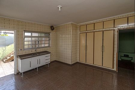 Casa para alugar com 170m², 4 quartos e 4 vagas Casa para alugar com 170m², 4 quartos e 4 vagasCozinha