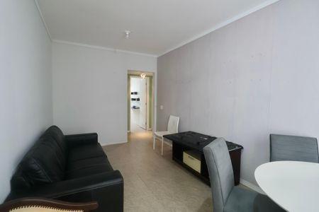 Sala de apartamento para alugar com 2 quartos, 90m² em Vila Luis Antonio, Guarujá