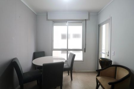 Sala de apartamento para alugar com 2 quartos, 90m² em Vila Luis Antonio, Guarujá