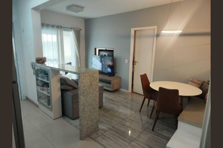 Apartamento à venda com 45m², 1 quarto e 1 vagaSala