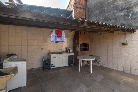 Casa à venda com 100m², 2 quartos e 1 vaga Casa à venda com 100m², 2 quartos e 1 vagaÁrea de Serviço