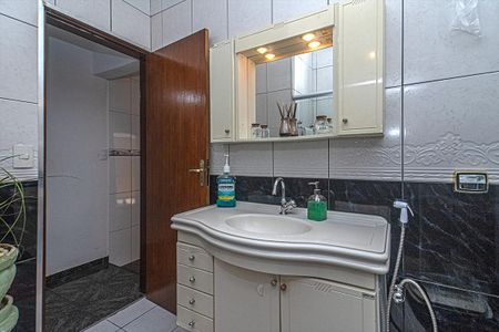 Casa à venda com 100m², 2 quartos e 1 vaga Casa à venda com 100m², 2 quartos e 1 vagaBanheiro Social