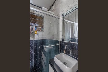 Casa à venda com 100m², 2 quartos e 1 vaga Casa à venda com 100m², 2 quartos e 1 vagaSuíte Banheiro