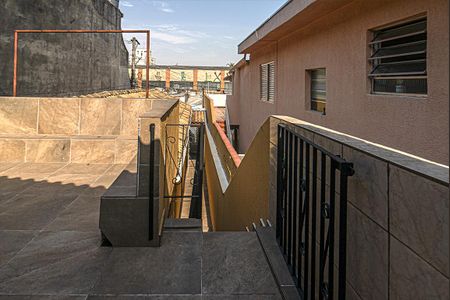 Casa à venda com 100m², 2 quartos e 1 vaga Casa à venda com 100m², 2 quartos e 1 vagaQuintal