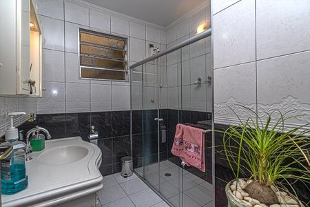 Casa à venda com 100m², 2 quartos e 1 vaga Casa à venda com 100m², 2 quartos e 1 vagaBanheiro Social