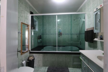 Casa à venda com 195m², 2 quartos e 3 vagasBanheiro