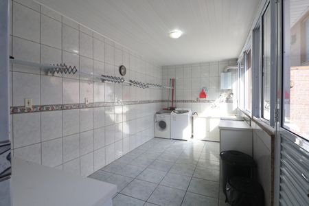 Casa à venda com 195m², 2 quartos e 3 vagasLavanderia