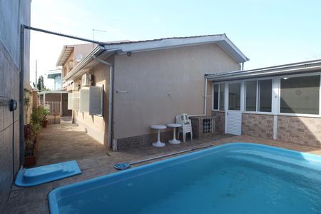 Casa à venda com 195m², 2 quartos e 3 vagasÁrea externa