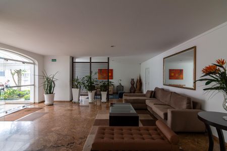 Apartamento à venda com 74m², 3 quartos e 1 vaga Apartamento à venda com 74m², 3 quartos e 1 vagaHall social