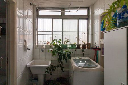 Apartamento à venda com 74m², 3 quartos e 1 vaga Apartamento à venda com 74m², 3 quartos e 1 vagaÁrea de Serviço