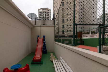 Apartamento à venda com 74m², 3 quartos e 1 vaga Apartamento à venda com 74m², 3 quartos e 1 vagaÁrea comum - Playground