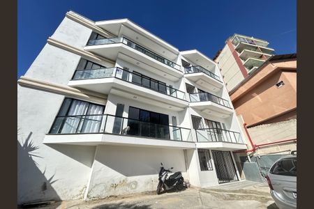 Apartamento à venda com 100m², 2 quartos e 1 vagaFachada + plaquinha