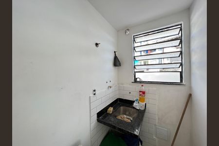 Apartamento à venda com 100m², 2 quartos e 1 vagaÁrea de Serviço