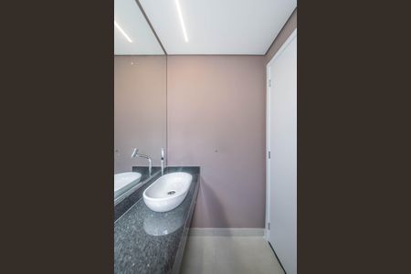 Casa de condomínio à venda com 146m², 2 quartos e 2 vagasBanheiro Social