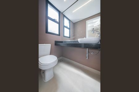 Casa de condomínio à venda com 146m², 2 quartos e 2 vagasBanheiro Social