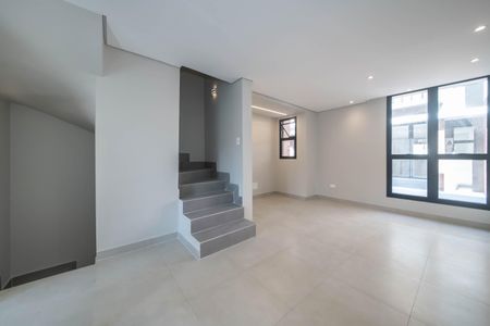 Sala de casa de condomínio à venda com 2 quartos, 146m² em Vila Congonhas, São Paulo