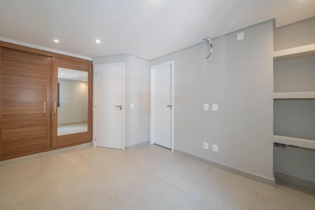 Casa de condomínio à venda com 146m², 2 quartos e 2 vagasSuíte 1