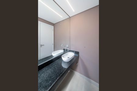 Casa de condomínio à venda com 146m², 2 quartos e 2 vagasBanheiro Social