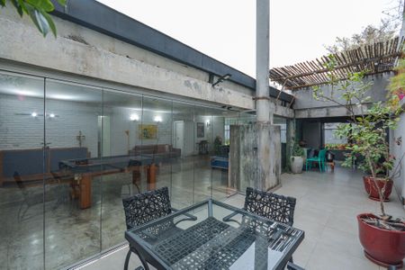 Casa à venda com 460m², 3 quartos e 4 vagasQuintal