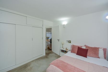 Casa à venda com 460m², 3 quartos e 4 vagasSuite 2