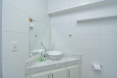 Casa à venda com 460m², 3 quartos e 4 vagasBanheiro da Suíte 3