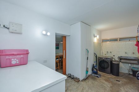 Casa à venda com 460m², 3 quartos e 4 vagasÁrea de Serviço