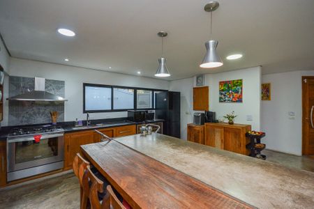 Casa à venda com 460m², 3 quartos e 4 vagasSala/Cozinha
