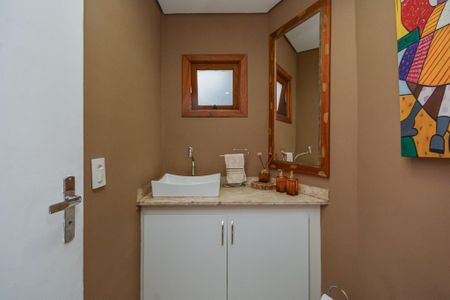 Casa à venda com 460m², 3 quartos e 4 vagasLavabo da Sala/Cozinha