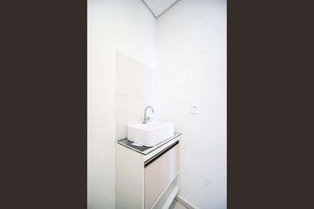 Apartamento à venda com 45m², 2 quartos e sem vaga Apartamento à venda com 45m², 2 quartos e sem vagaBanheiro