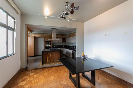 Apartamento à venda com 172m², 3 quartos e 1 vagaSala de Jantar