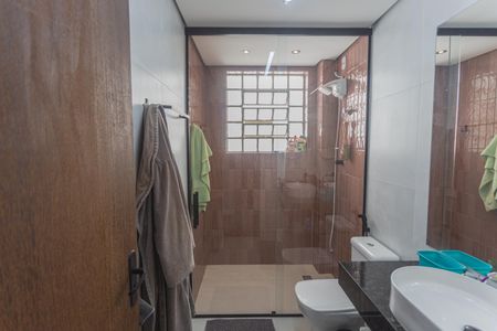 Apartamento à venda com 84m², 3 quartos e 1 vaga Apartamento à venda com 84m², 3 quartos e 1 vagaBanheiro Social