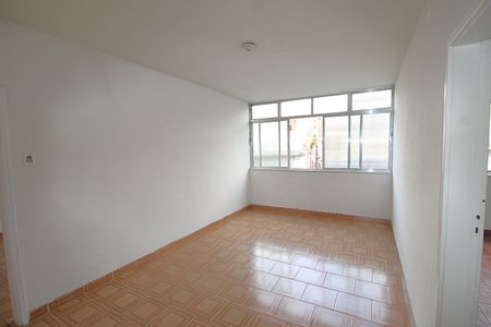Sala 1 de apartamento para alugar com 2 quartos, 86m² em Marechal Hermes, Rio de Janeiro