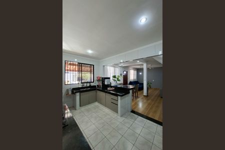 Casa para alugar com 200m², 3 quartos e 4 vagasCozinha